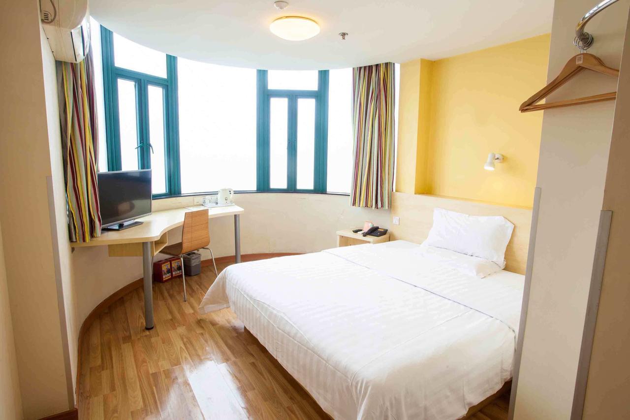 7Days Premium Guangzhou Tianhe Gangding 广州 客房 照片